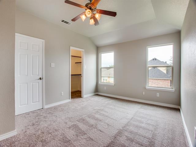 Building Photo - 1208 Boxwood Dr