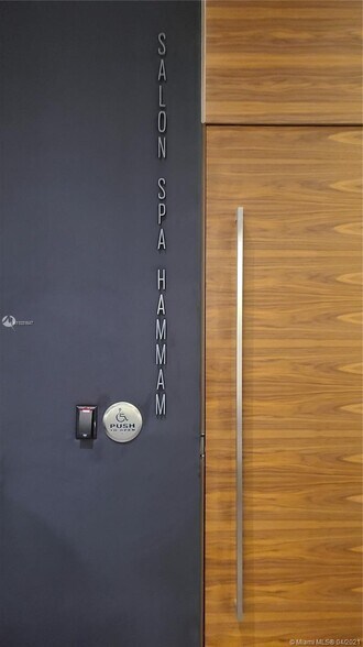 Building Photo - 88 SW 7th St