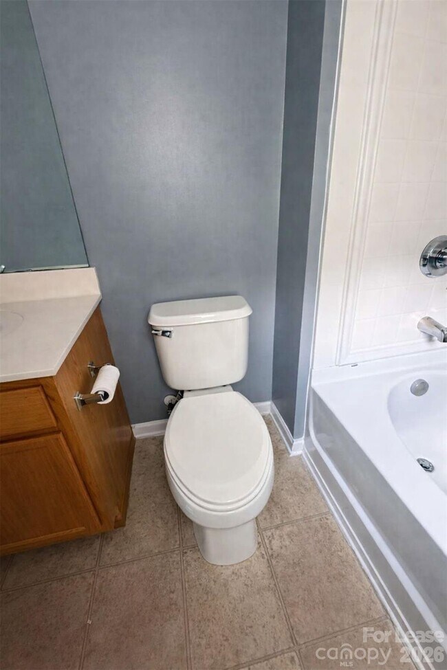 Building Photo - 15409 Tully House Ct