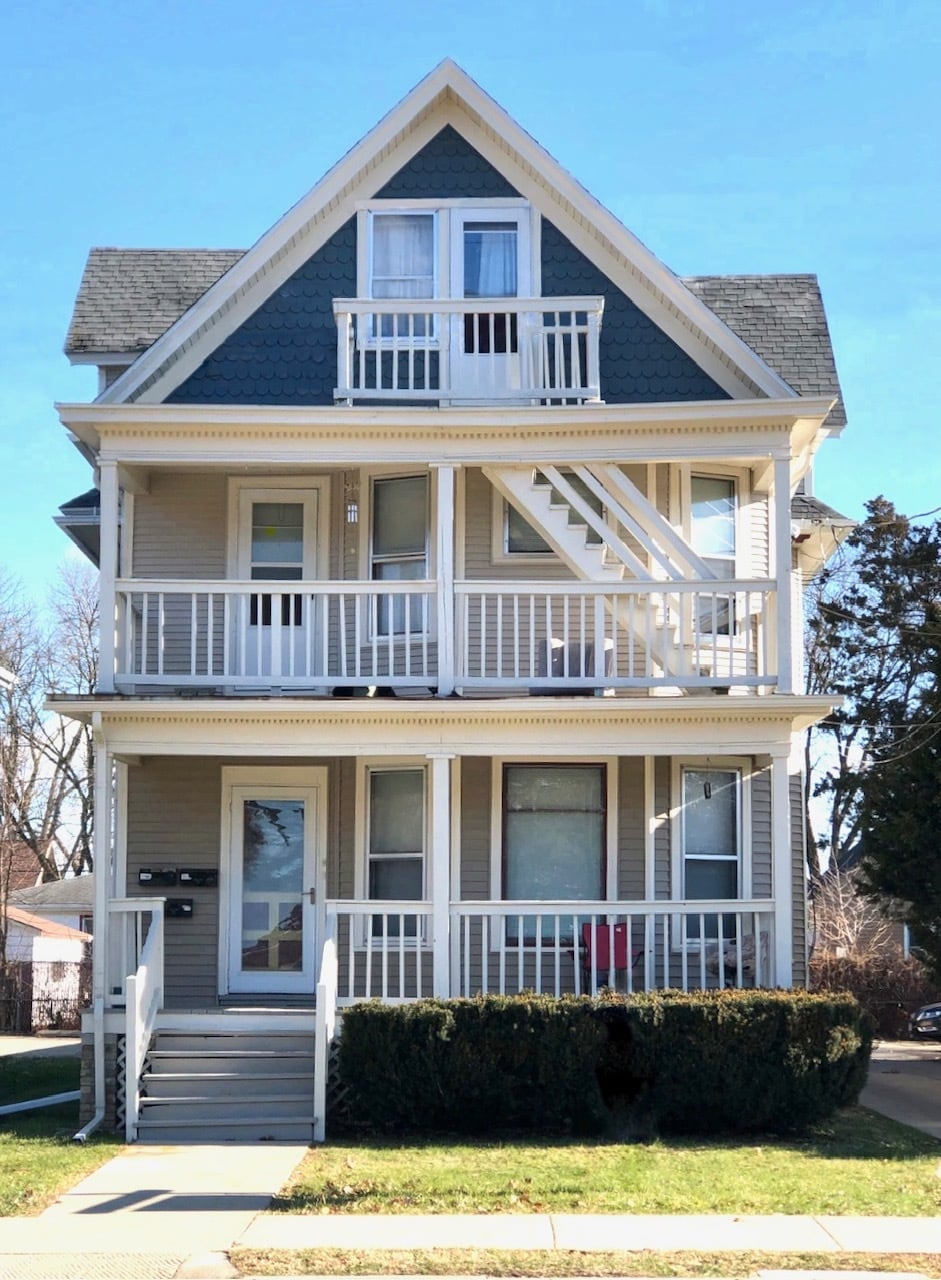 Building Photo - 329 N Sherman Ave