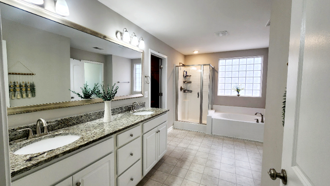 Building Photo - 601 Harbour Pointe Dr