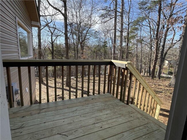 Building Photo - 3492 Point View Cir