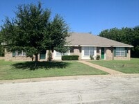 Building Photo - Duplex