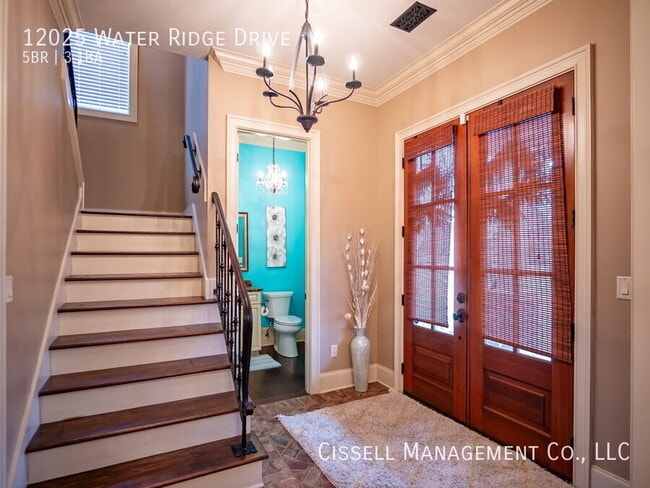 Building Photo - 12025 Water Ridge Dr