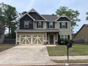 Building Photo - 204 Dog Fennel Ln