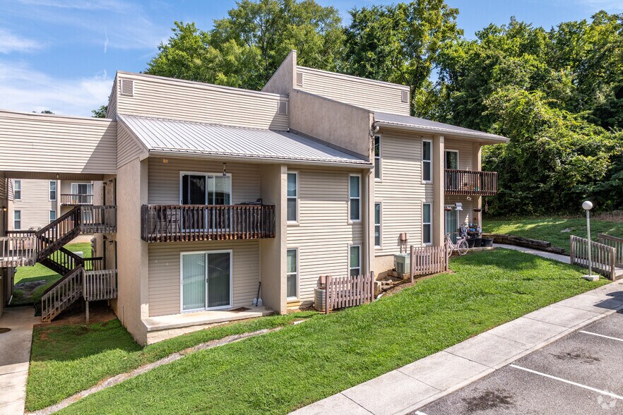 Building Photo - Cedar Ridge Apartments