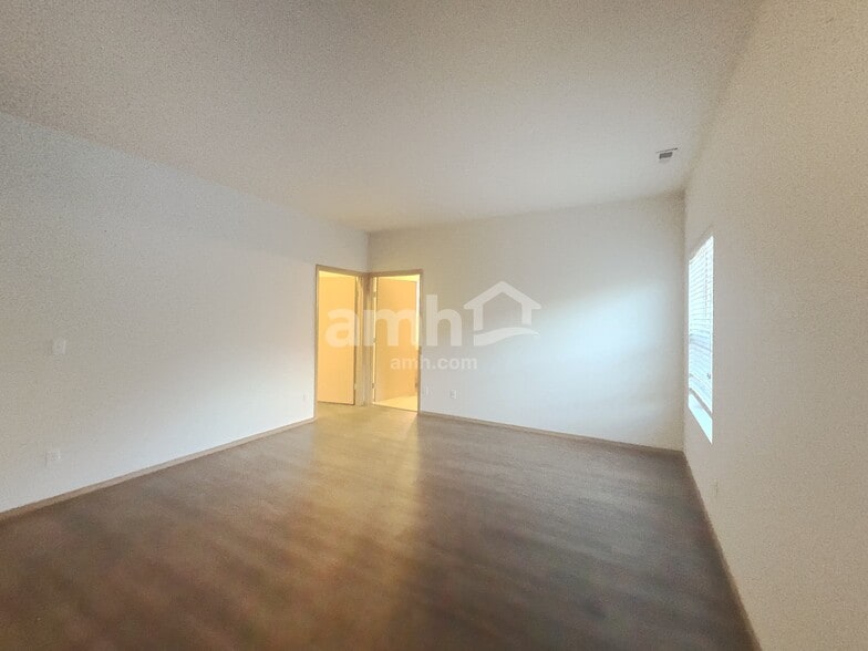 Building Photo - 11102 179th Ave Ct E