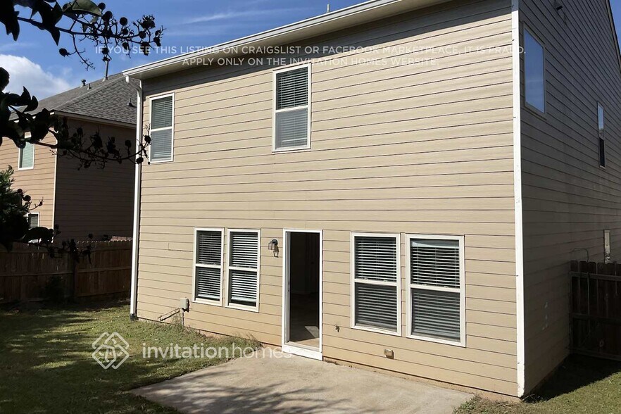 Building Photo - 4810 Fourth Rail Ln