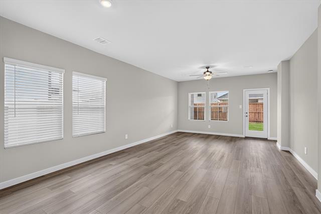 Building Photo - 3048 Belton Dr