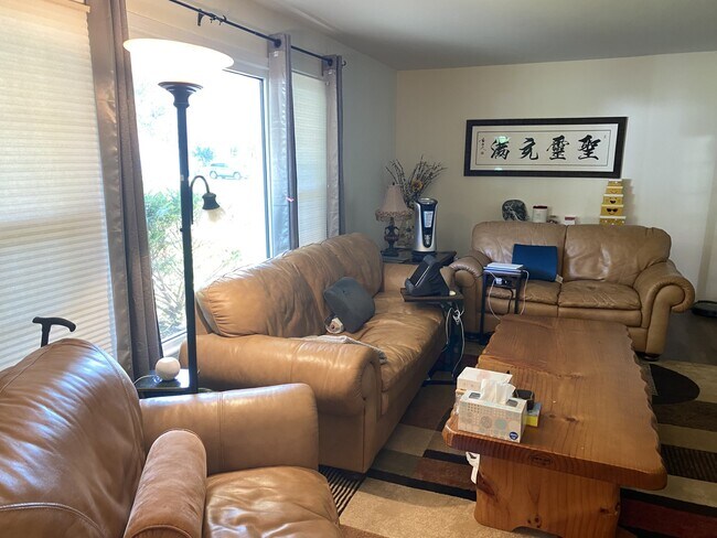 Building Photo - 7907 Laural Valley Way