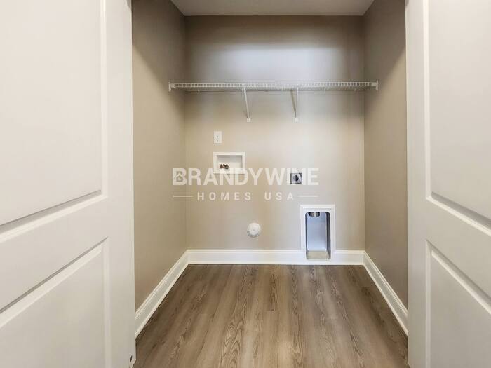 Building Photo - 281 Southcircle Dr NW