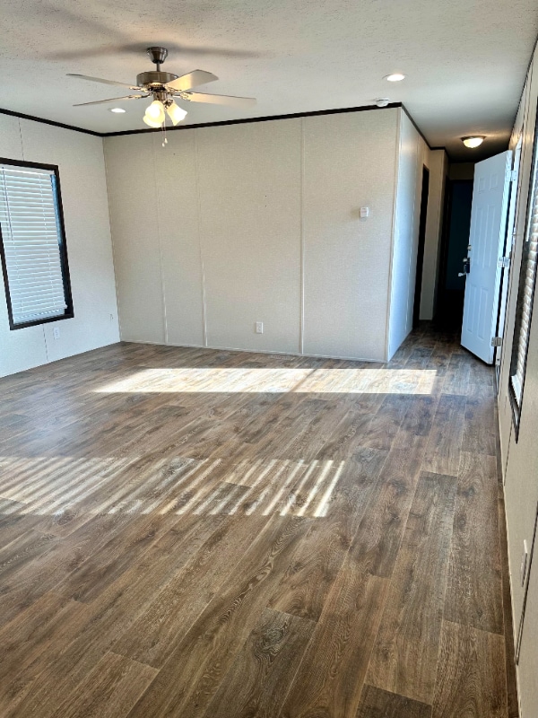 Building Photo - 3200 S Highland Park Dr