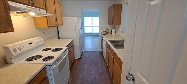 Building Photo - 4520 Ravenwood Pl