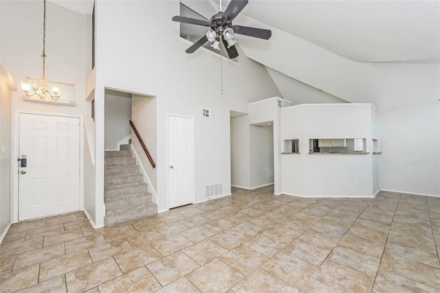 Building Photo - 8440 Cloverglen Ln