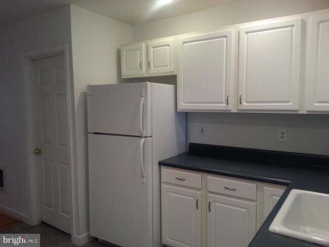 Building Photo - 1404 Woodall St
