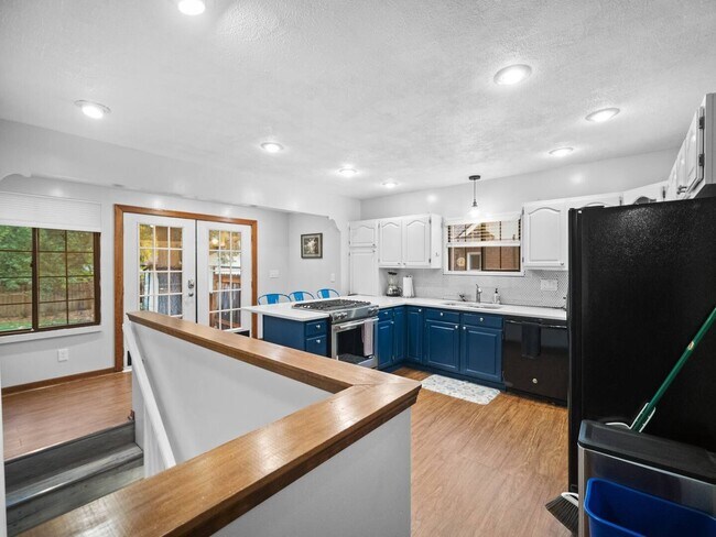 Building Photo - Charming 3-Bedroom Home in Downtown Spokane