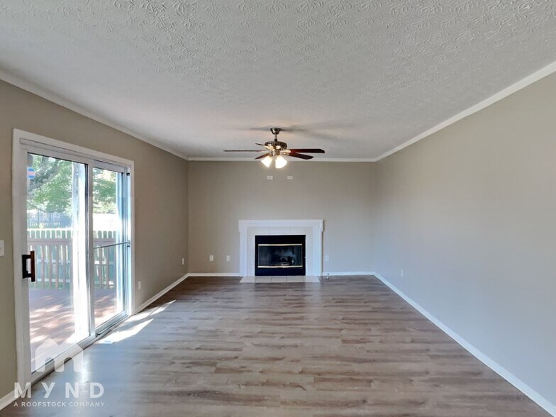 Building Photo - 3019 Old Warson Dr