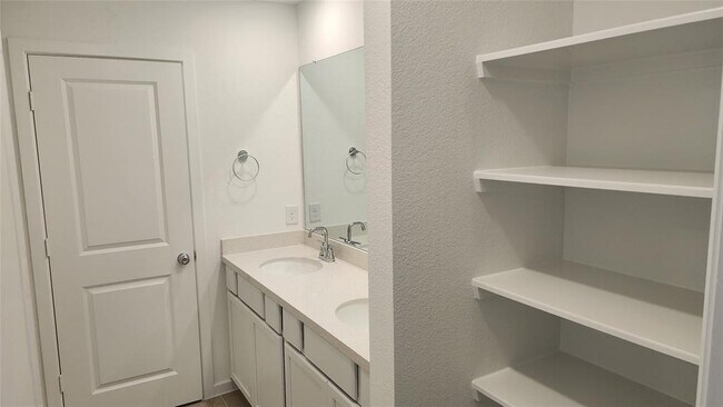 Building Photo - 21642 Coronado Grn Dr