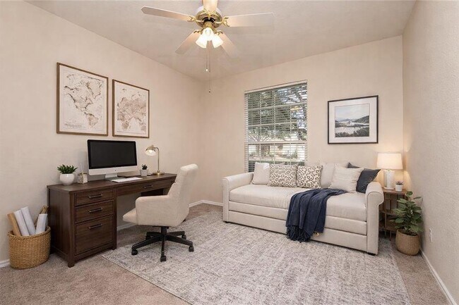 Building Photo - 129 Dewberry Dr