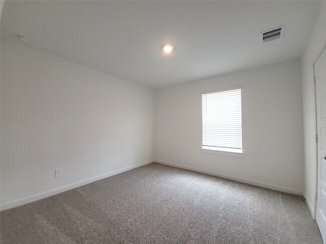 Building Photo - 8558 Tropical Breeze Wy