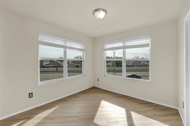 Building Photo - 917 Bloomfield Dr