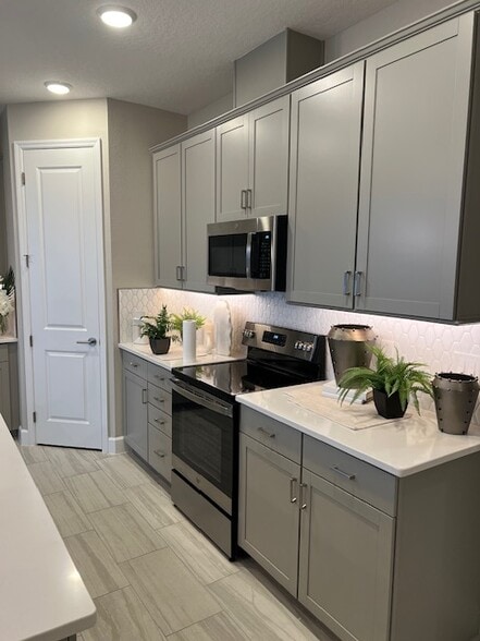 Building Photo - 1683 Sugarbelle Cir