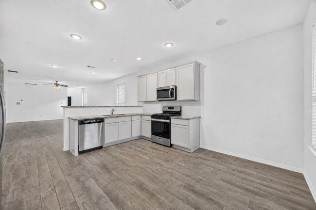 Building Photo - 22338 Auburn Cabin Ln