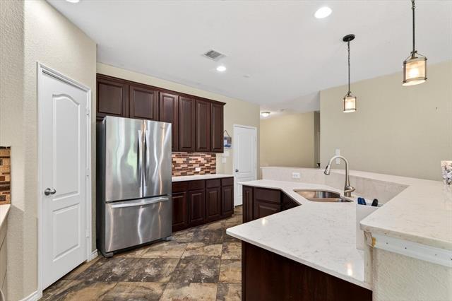 Building Photo - 2129 Megan Creek Dr