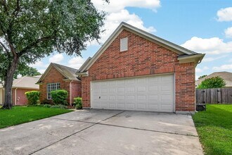 Building Photo - 20822 Figurine Ct