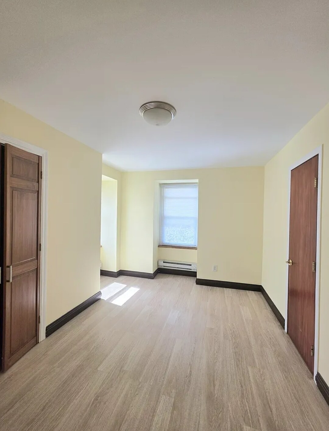 Building Photo - 830 S 49th St