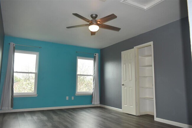 Building Photo - 1308 Casa Blanca Cove