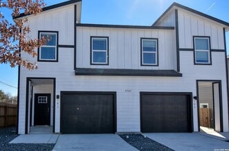 Building Photo - 6238 Pancho Villa Dr