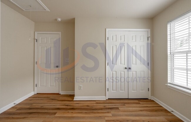 Building Photo - Spacious 4BR, 2.5BA Summer Meadow Durham Home