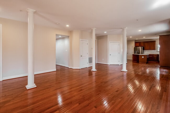 Building Photo - 15806 Copper Beech Dr