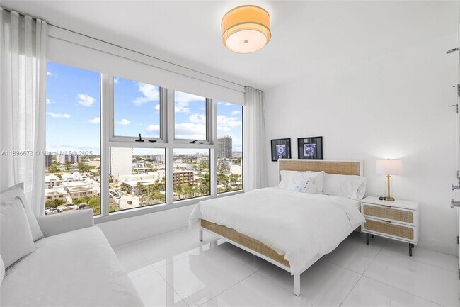 Building Photo - 6899 Collins Ave