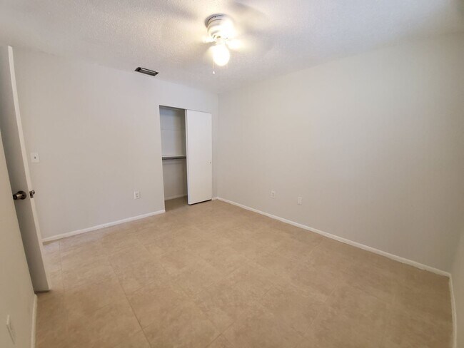 Building Photo - 3916 25th St W
