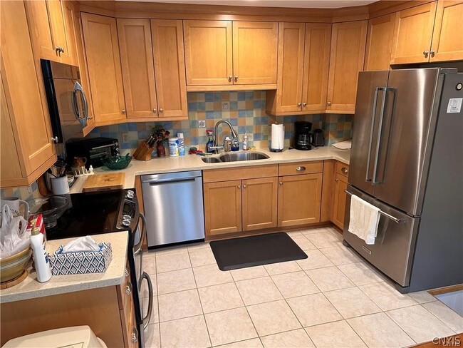 Building Photo - 4564 Stoneledge Ln