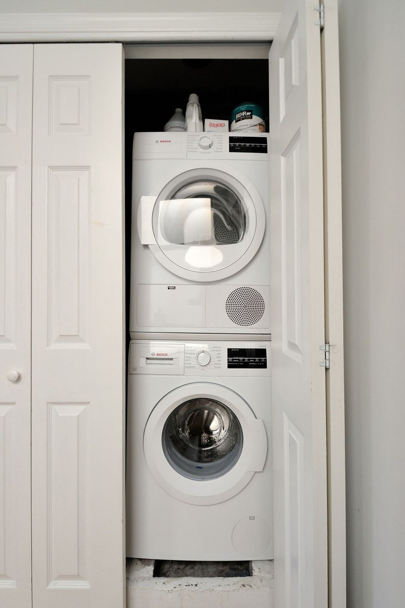 Building Photo - 692 10th Ave