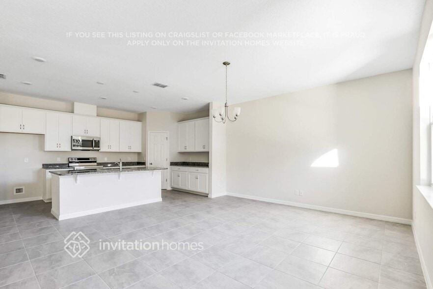 Building Photo - 4924 Autumn Ridge Dr