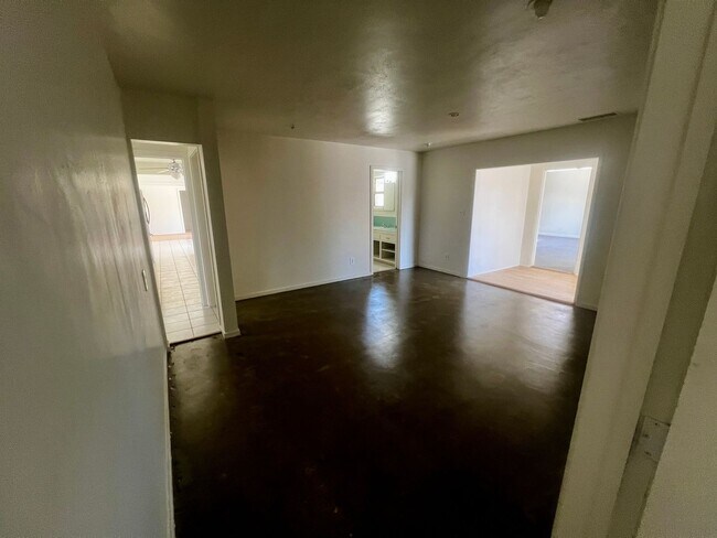 Building Photo - 56769 Joshua Dr