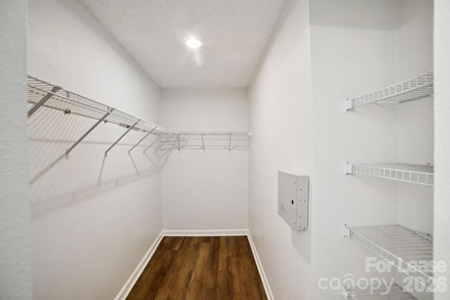 Building Photo - 776 Ladino Lane