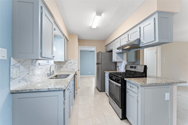 Building Photo - 1431 Epsilon St