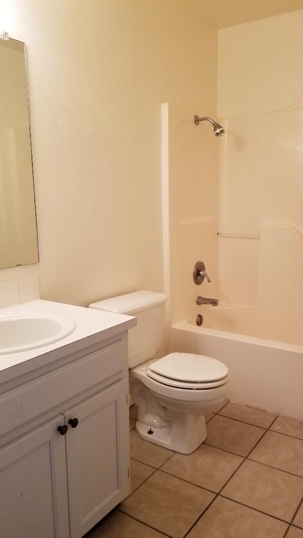 Building Photo - 406 Kays Ln