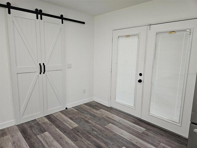 Building Photo - 4051 NW 19th Ave