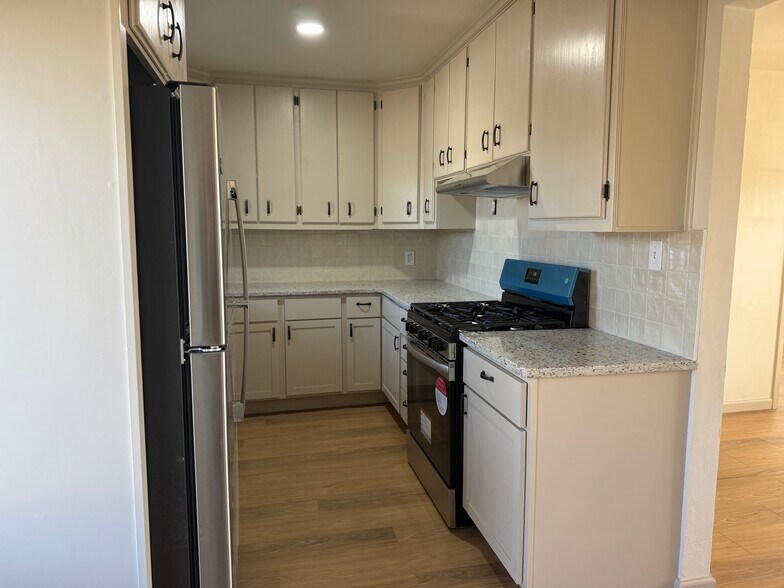 Building Photo - 1115 Asalee St