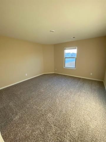 Building Photo - 200 Lake Rdg