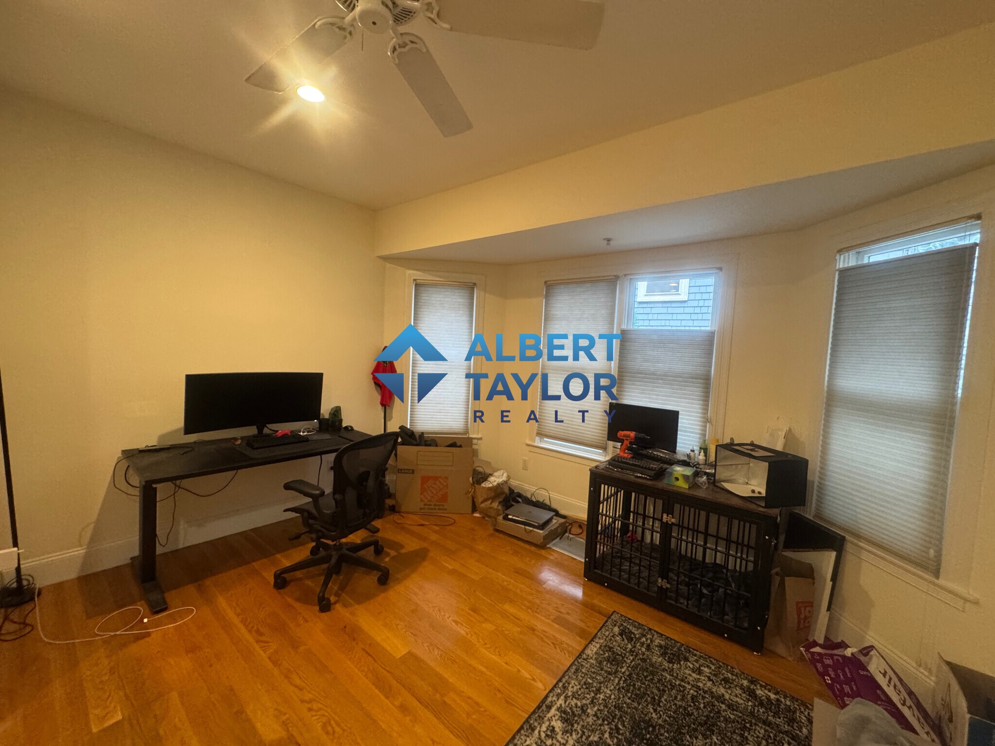 Building Photo - 10 Selkirk Rd