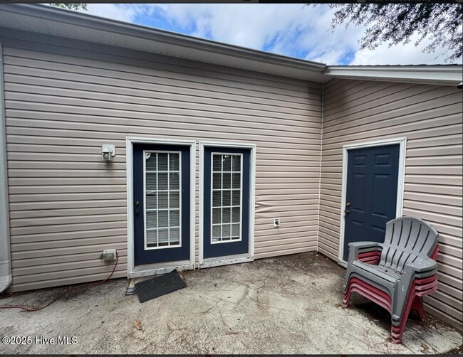 Building Photo - 4528 Crawdad Ct
