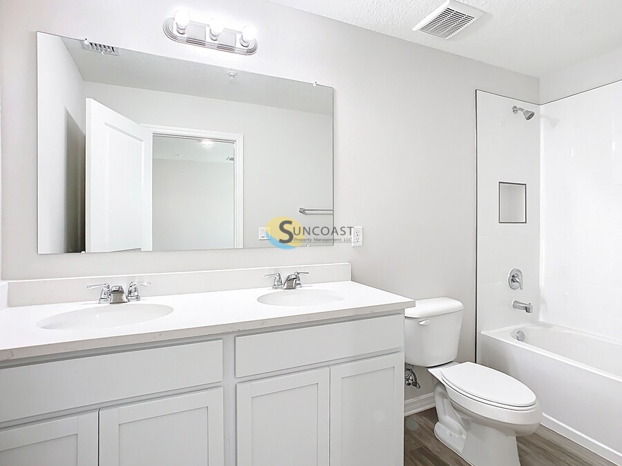 Building Photo - 3821 SW 43rd Ct