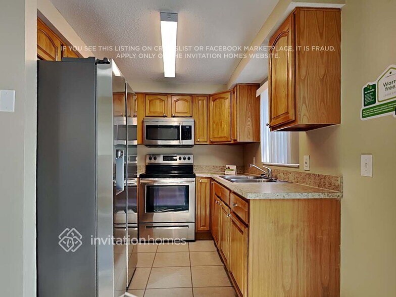 Building Photo - 2818 W Shelton Ave